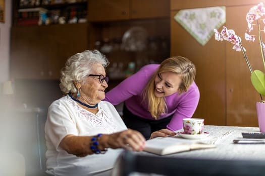 Benefits of Mindfulness-Based Alzheimer's Care in Ambience, TX